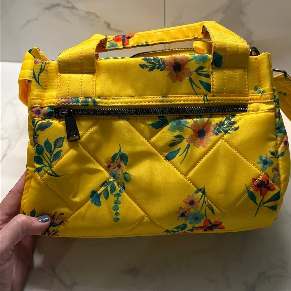Lug Jitterbug yellow floral purse NWOT